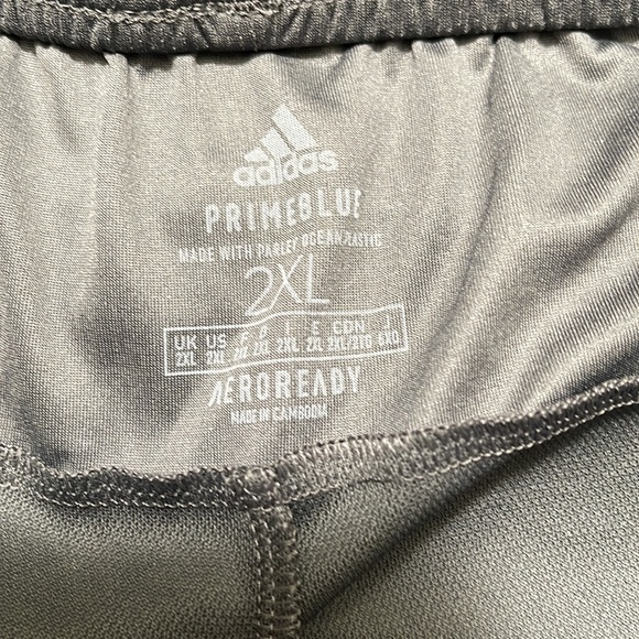 Men's Grey Adidas shorts in size 2XL - Picture 3 of 3